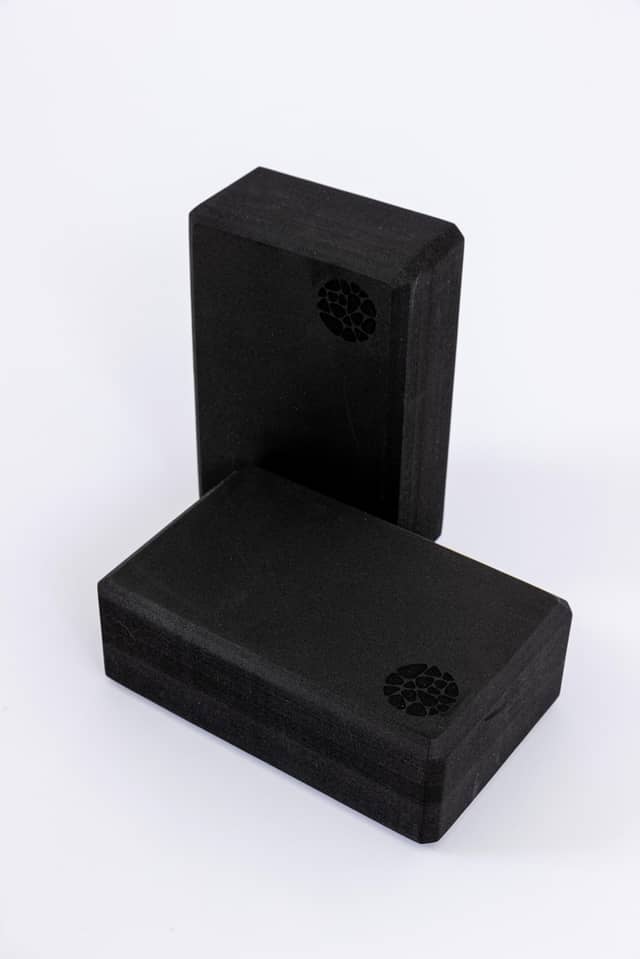 PIERRE Recycled Black Yoga Blocks