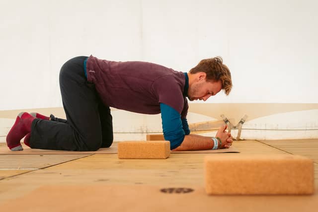 Rock Werchter Teacher Kneeling Blocks