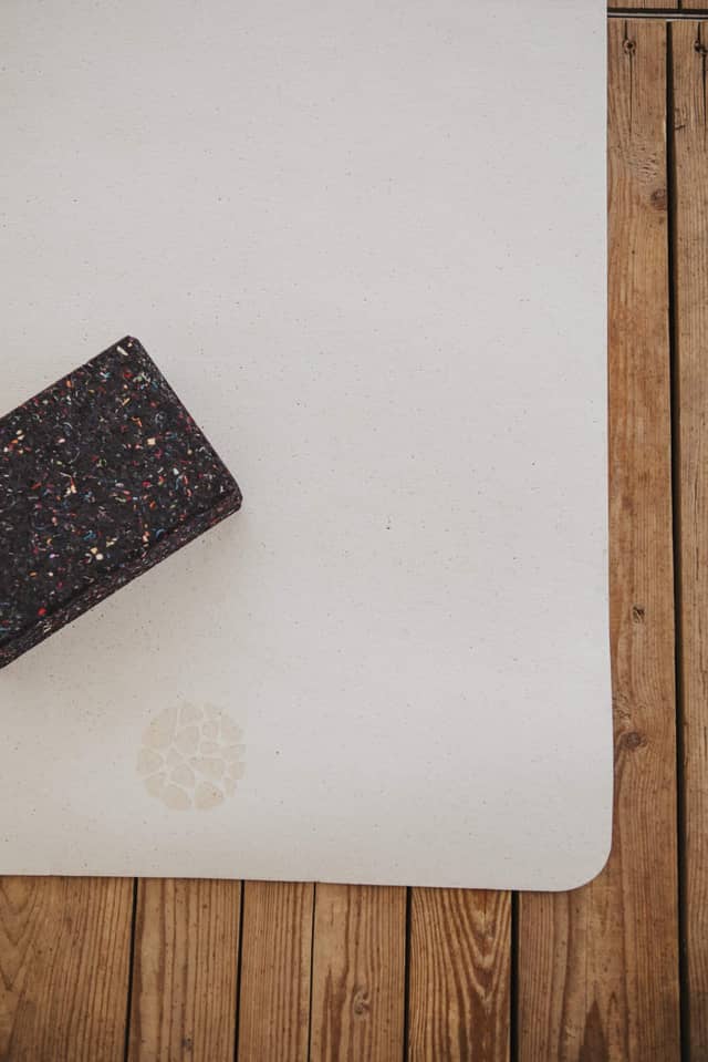 PIERRE Yoga Block And Mat