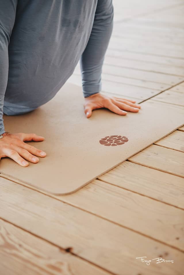 Festival Dome Hands Knees Mat Detail